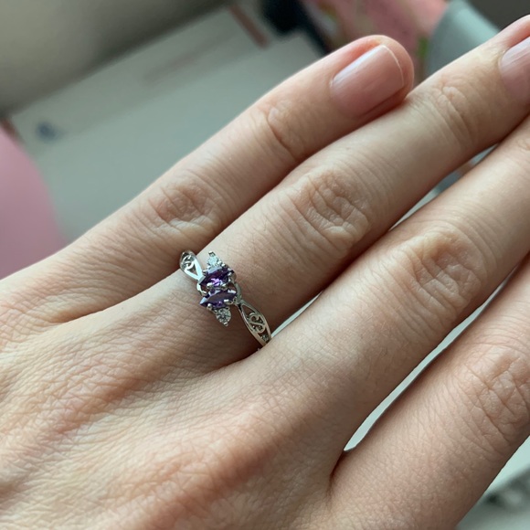 Ring For Women Elegant StyleCrystal  Sliver color - Picture 7 of 8